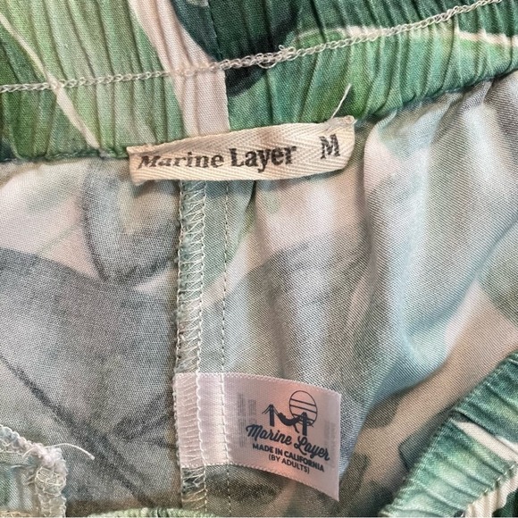Marine Layer Green Leaf Print Cropped Pants - Picture 4 of 4